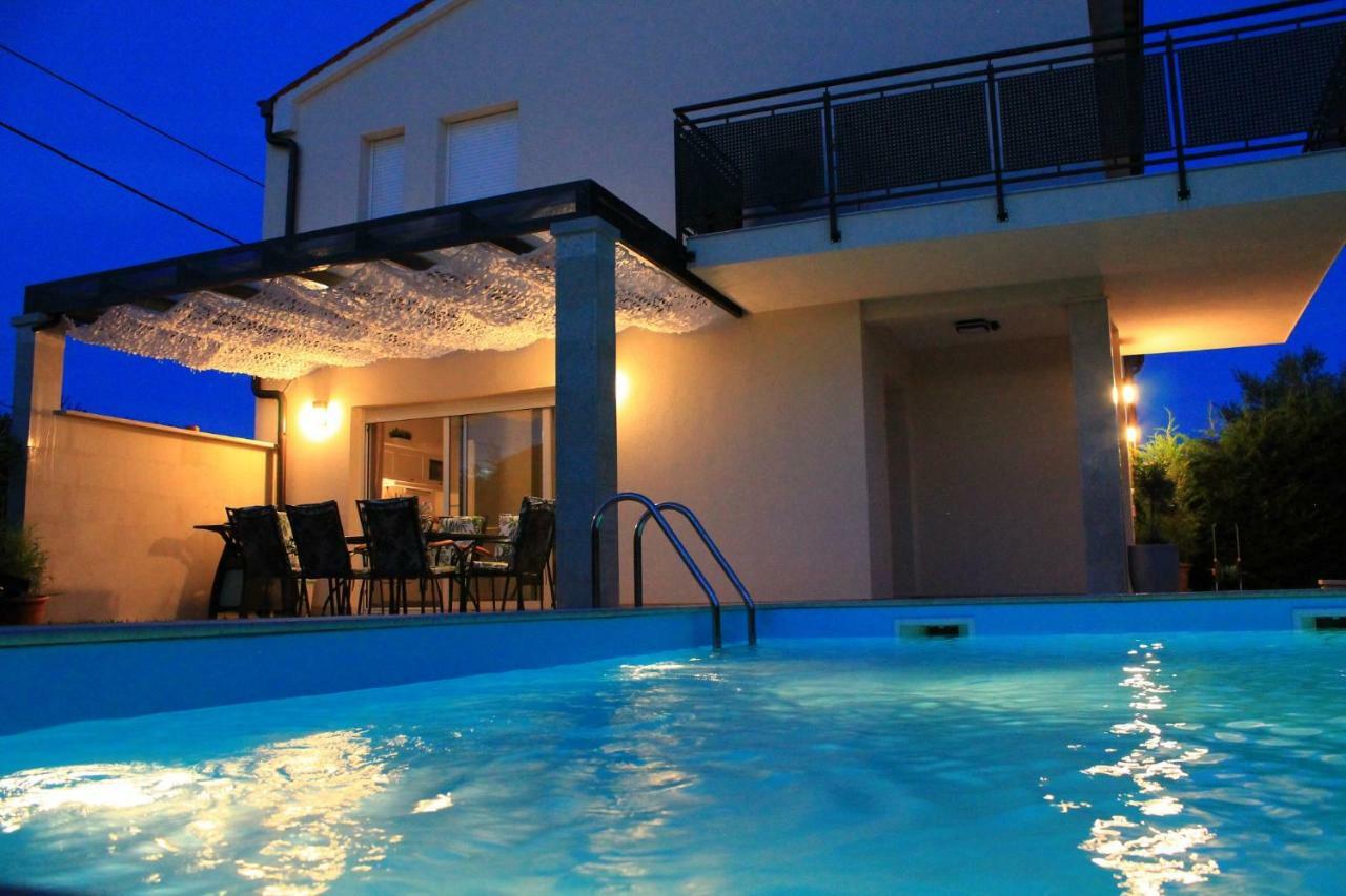 Villa Divina With Private Heated Pool Пула Экстерьер фото